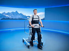 Rehabilitacyjny egzoszkielet kończyn dolnych Fourier ExoMotus M4